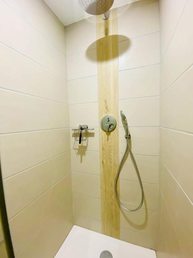 L'Escale Cevenole - Terrasse Et Clim Apartman Nîmes Kültér fotó